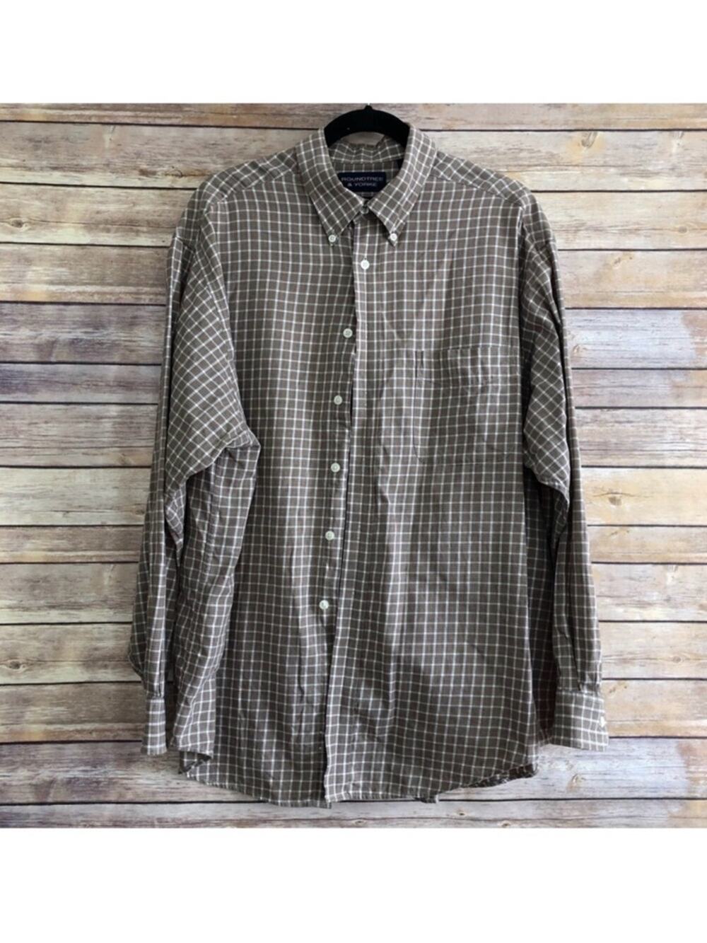 Roundtree & Yorke, 40s Twill, Size XL. In excellent condition!